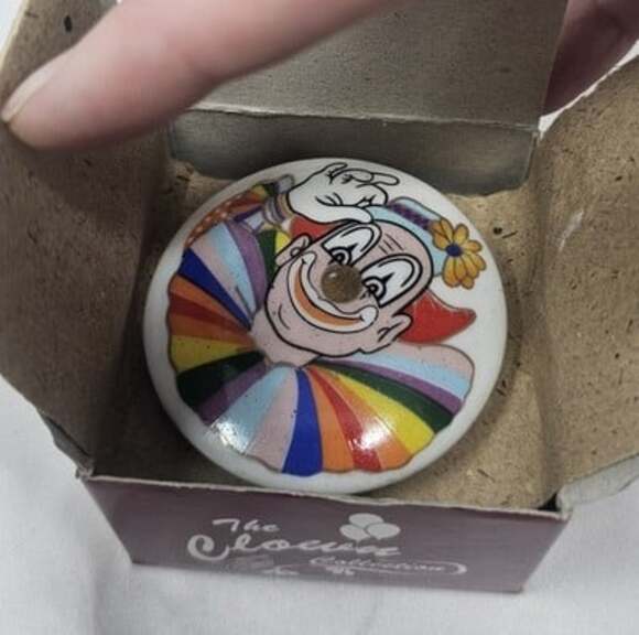 Vintage Trippies Inc. 90's Porcelain Trinket Keepsake Box Clown 2" New - Picture 2 of 8